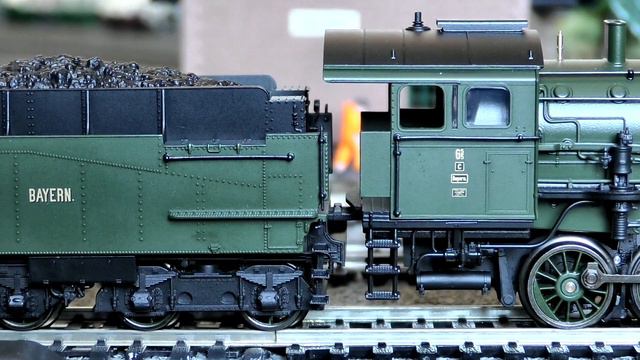 Roco Piko and Trix Locomotives with Digital Sound смотреть онлайн