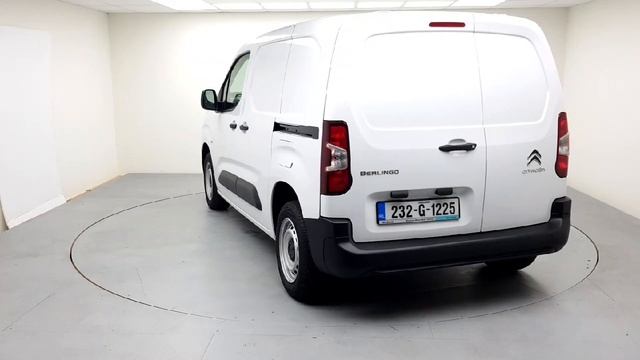 232G1225 - 2023 Citroen Berlingo FEEL PACK BlueHDi 100 MWB 5 seats 6MT RefI... смотреть онлайн