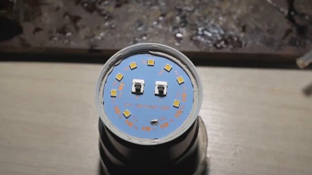 ?? ? Szybka naprawa żarówki Led ?⚙? смотреть онлайн