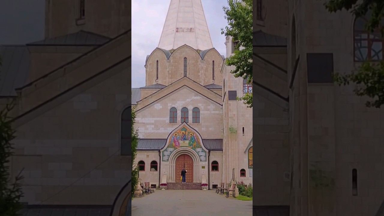 Церковь Троицы Живоначальной. Балаково, Саратовская область #храм #церковь #балаково #осень смотреть онлайн