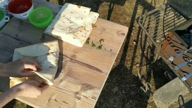 Жарим шашлык на "седых" углях. Часть 2. смотреть онлайн