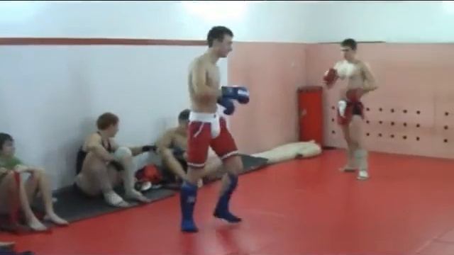 Соломатин vs Костенко, спарринг 02 12 2011 (тайский бокс) смотреть онлайн