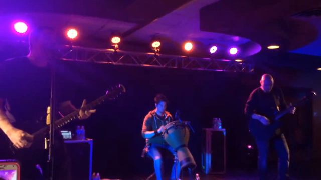 Breaking Benjamin "Break My Fall" LIVE @The Woodlands 3/15/15. Benjamin Burnley смотреть онлайн