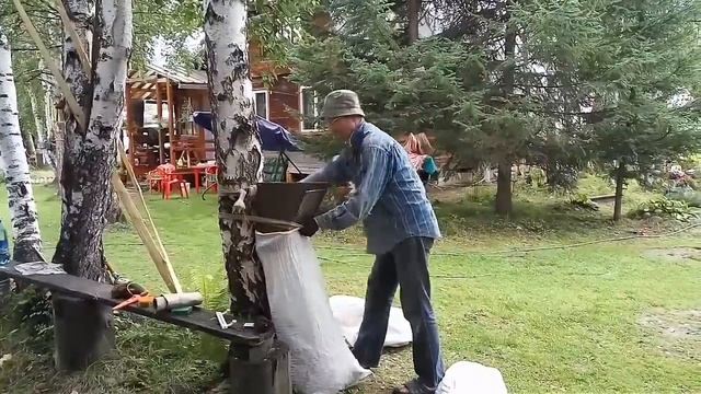 Тестирую изготовленную шишкодробилку. смотреть онлайн