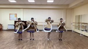 Танцевальный этюд «ьээдьэ»