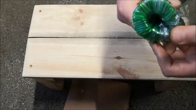 МЕТЛА ИЗ БУТЫЛОК СВОИМИ РУКАМИ !!!!!!!!!! смотреть онлайн