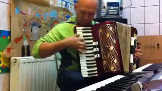 Akordeon i Darek смотреть онлайн