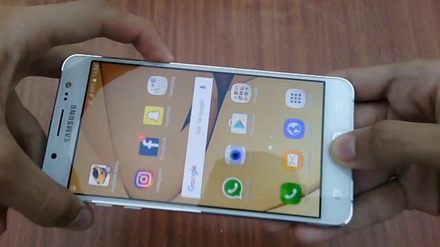 How to Take a Screenshot on Samsung Galaxy J5 2016 смотреть онлайн