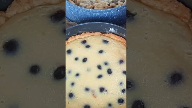 Пироги с хурмой и ореховым кремом