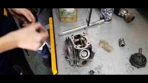 ремонт ттр первый мой питбайк замена поршня цилиндра и регулировка клапанов