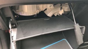 Замена салонного фильтра Honda Stepwgn Spada RP3 2015-2020г