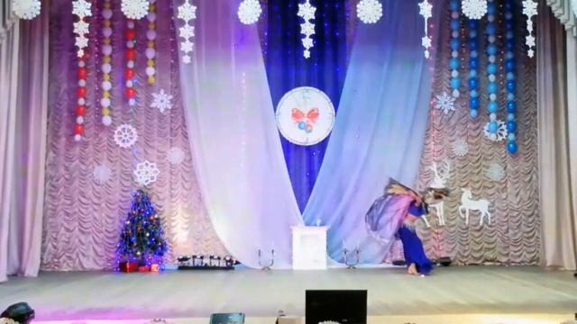 Танец "Крылья бабочки", соло, Суровцева Виолетта. Народный ансамбль танца "Орхидея" смотреть онлайн