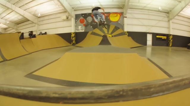 Woodward BMX Season 2 - EP1 - The Golden Coast смотреть онлайн