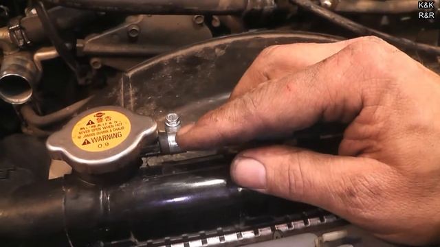 2001 QX4 How To Replace A Radiator Pt2 : Installation смотреть онлайн