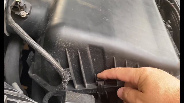 2015 Infiniti QX80 Air Filter Replacement @infinitiusa #diy #maintenance #automotivesolutions