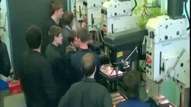 Ролик Слесарь смотреть онлайн