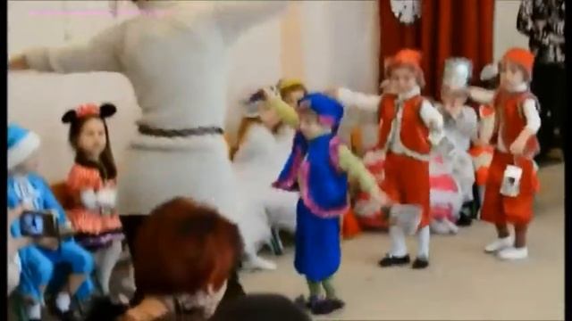 УГАР!!! Синий гном зажигает на детском утреннике! ведущая в северодонецке 2016 смотреть онлайн