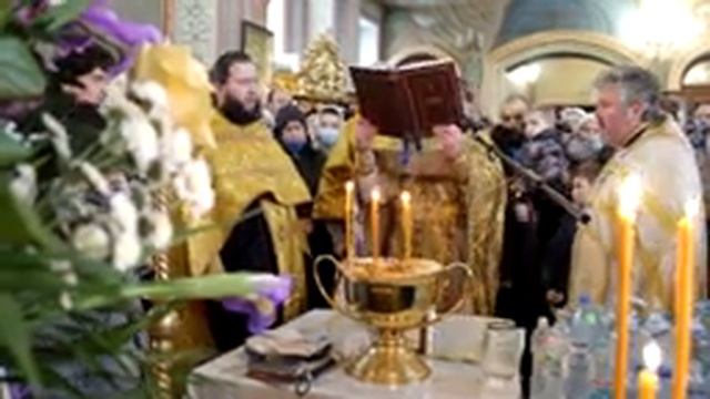 Правило веры и образ кротости: молитвы святому Николаю смотреть онлайн