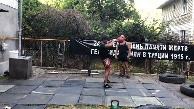 Артур Малхасян,Физическая подготовка у Артура Геворгяна смотреть онлайн