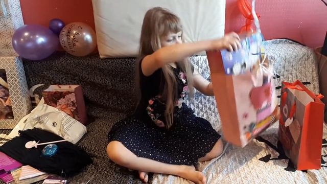 подарки на день рождения. сюрприз. класс. шлёп арбуз смотреть онлайн