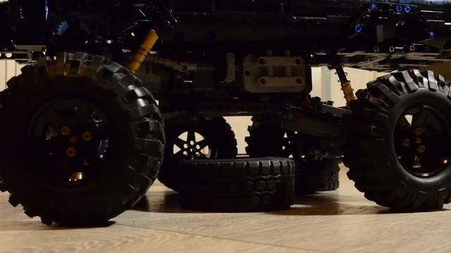 Lego Technic Graverobber 4x4 смотреть онлайн