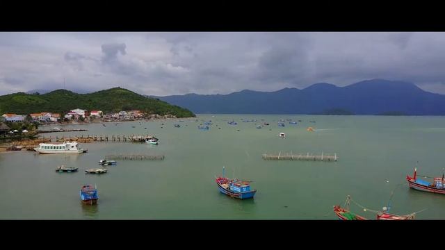 Brick Engstrom Film Maker/Editor/Camera Operator смотреть онлайн