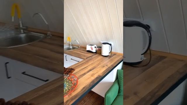 Глэмпинг "Белуга" смотреть онлайн