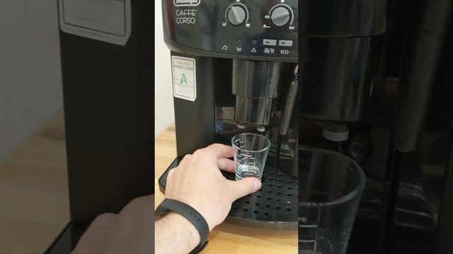 Кофемашина DELONGHI CAFFE CORSO смотреть онлайн