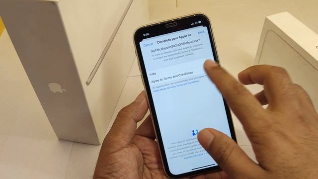 How To Download Apps in iPhone? iPhone Me App Kaise Download Kare | Download Apps in iPhone iOS 17 смотреть онлайн