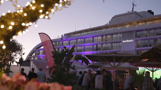 Ocean Village Gibraltar, the perfect place to eat, drink, shop and play смотреть онлайн