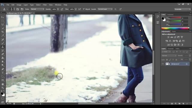 Photoshop Tutorial | How to Remove Anything From a Photo in Photoshop CS6 смотреть онлайн