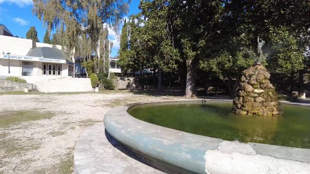 Подготовка к празднику мимозы. Герцег Нови. Черногория. Февраль 2023. смотреть онлайн