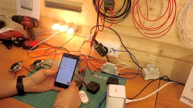 Управление освещением со смартфона удобный свет | Простой умный дом от Zamel Exta Life смотреть онлайн