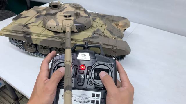 1/16 scale Heng Long Russian T-90 tank. смотреть онлайн