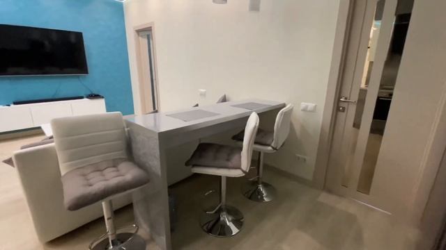 Как Из Однушки Сделать Крутую Трешку! Рум Тур. Стоимость этого Ремонта Квартиры 2021! смотреть онлайн