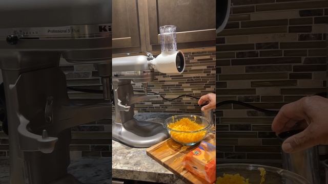 Kitchen Aid shredder. Works? смотреть онлайн