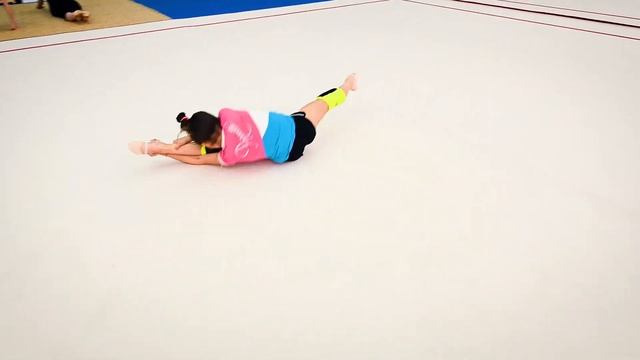 ЧТО БУДЕТ, ЕСЛИ ТРЕНИРОВАТЬСЯ БЕЗ НАКОЛЕННИКОВ? Чем опасны тренировки без наколенников? PIROUETTE смотреть онлайн