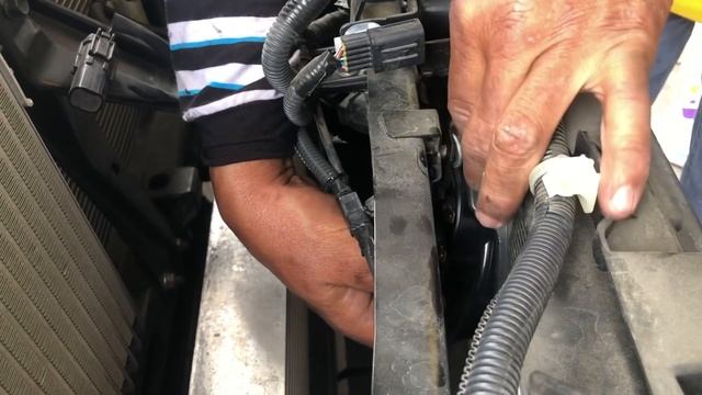 Horn Relocation and Relay Installation for my Montero Sport 2020 смотреть онлайн