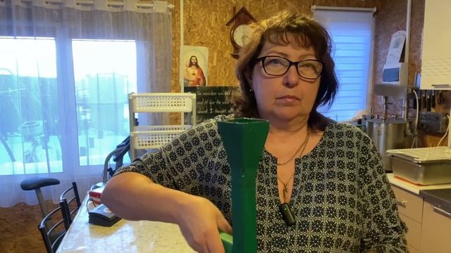 САЖАЛКА для чеснока , лука , бобовых СВОИМИ РУКАМИ смотреть онлайн