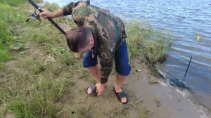 Рыбалка на реке Ока. Летние кружки и закидушки.