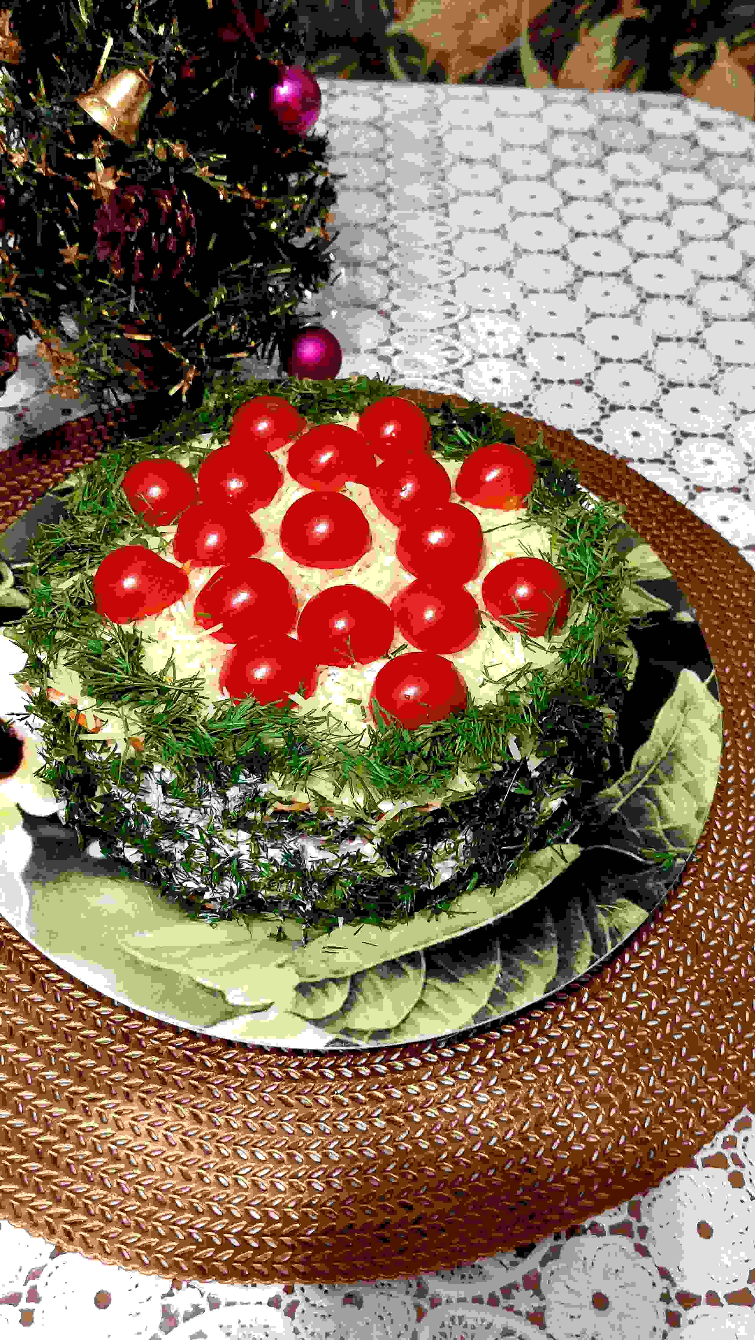 НОВОГОДНИЙ САЛАТ,,КРАССНАЯ ПОЛЯНА,, смотреть онлайн