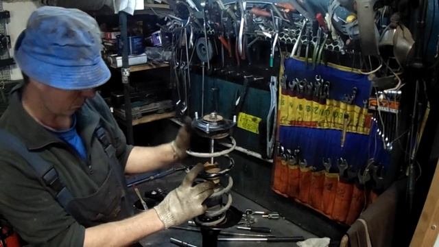 Замена амортизаторов передних замена рулевого наконечника Богдан2110 Авторемонт смотреть онлайн