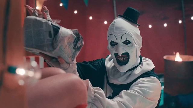 TERRIFIER 2 Cena Do Massacre No Parque смотреть онлайн