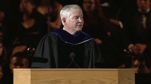 Robert Gates Delivers 2012 Commencement Address смотреть онлайн