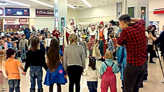 Новогодний праздник.Барнаул.17.12.2017 смотреть онлайн