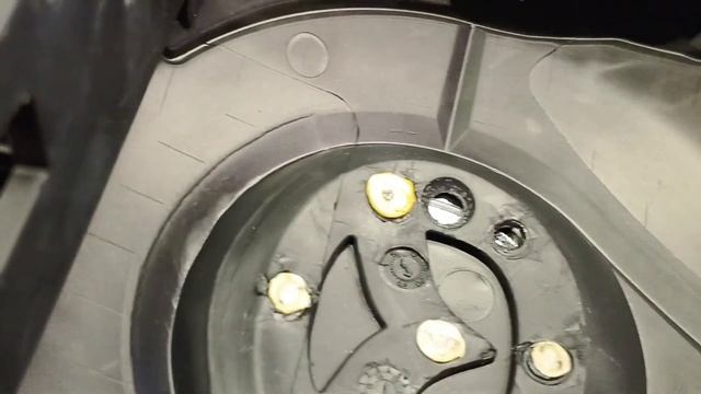 Замена эмблемы в подушке безопасности Mazda 3 bm, bn, cx5. смотреть онлайн