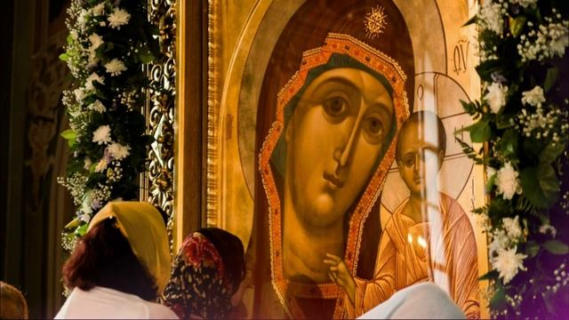 Богородица явилась девочке Матроне , указав ей, место где находится Её Образ, названный Казанским смотреть онлайн