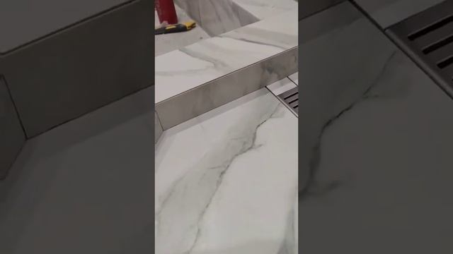 запилы плитки под 45