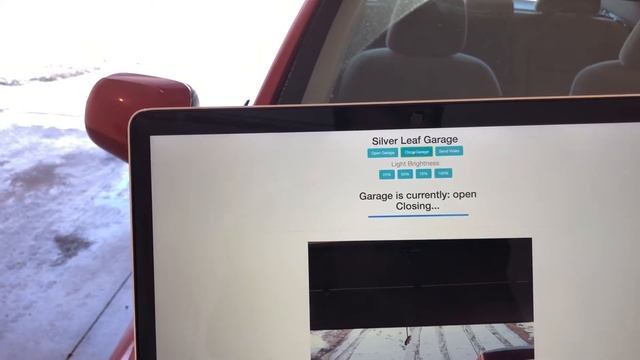 Garage IoT open/close button смотреть онлайн