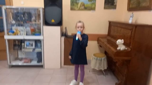 Песня белочки.муз.В.Шаинского, сл.М.Пляцковского смотреть онлайн